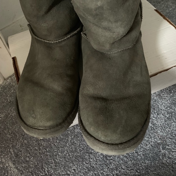 Woman’s boots size 9. Gray - Picture 4 of 7